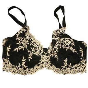 Walco black with white flowers lace bra size 36DD